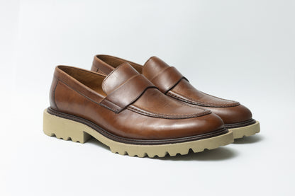 Sapato Loafer Em Couro Marrom