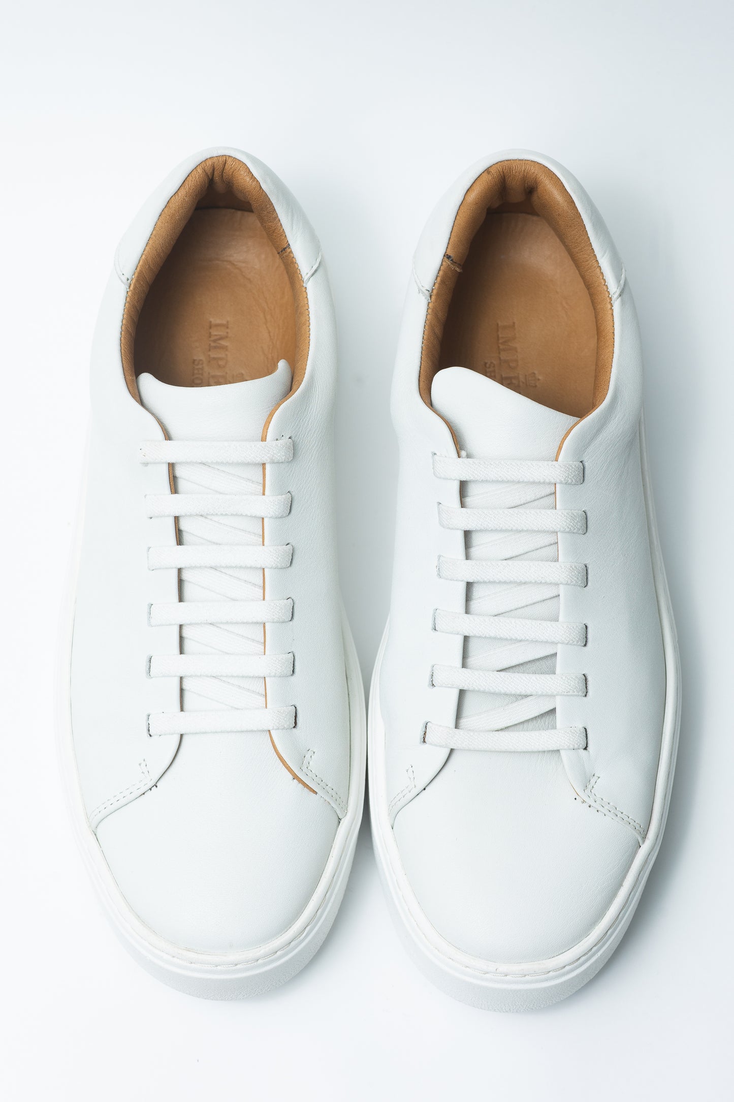 Sneaker Masculino em Couro Branco