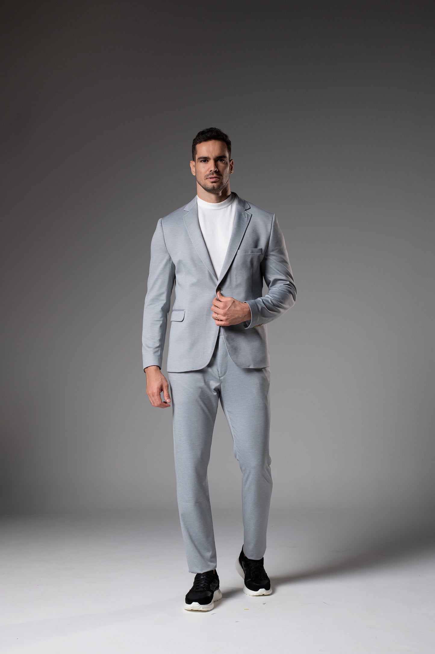 Terno Tecnológico Cinza