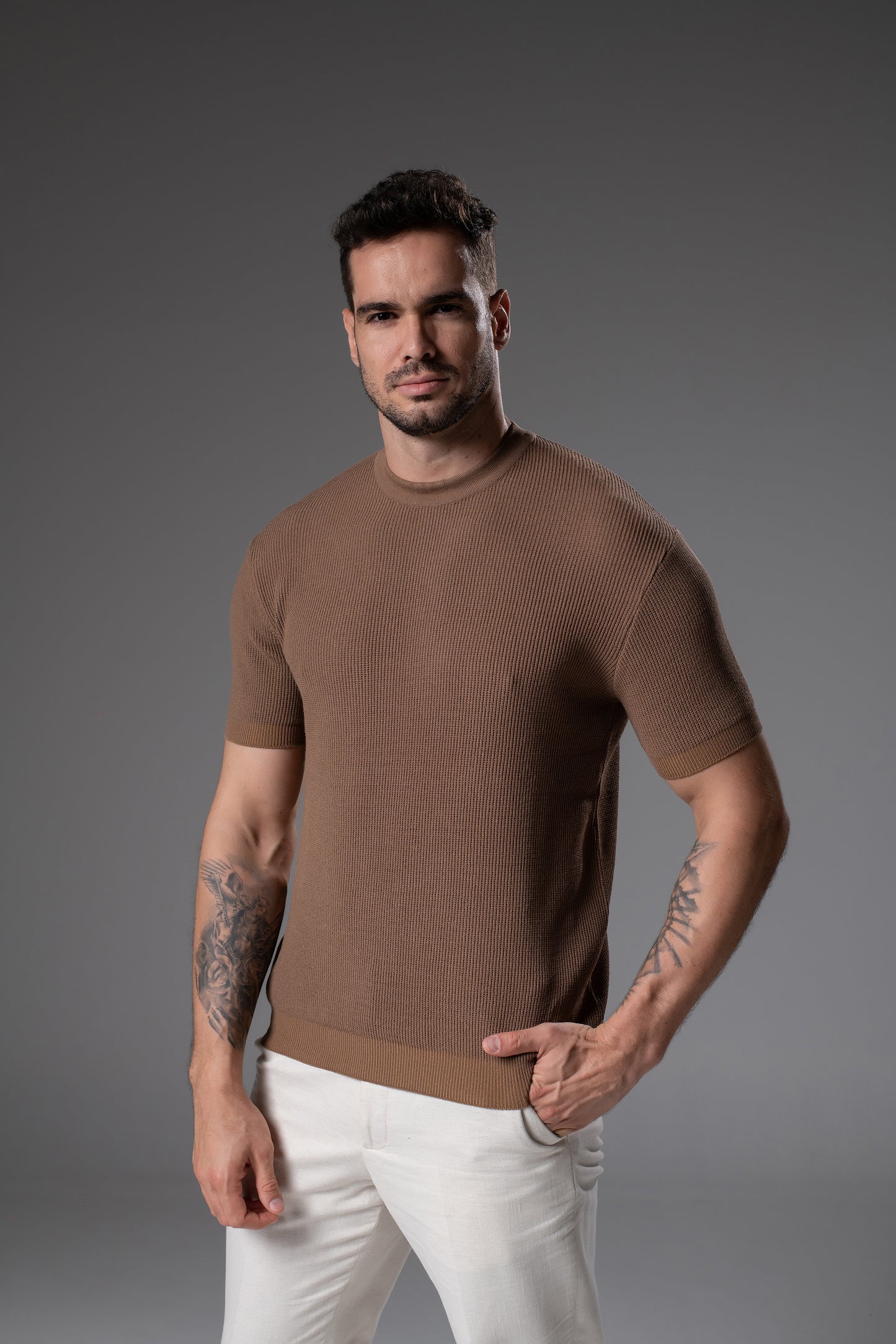 T-Shirt Tricô Canoa Marrom